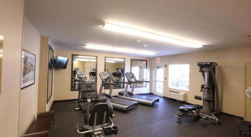 Candlewood Suites Saint Joseph By Ihg Exterior photo